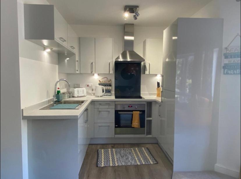 Luxury Modern 1Bed Sea View Apartment Rhos-on-Sea Bagian luar foto